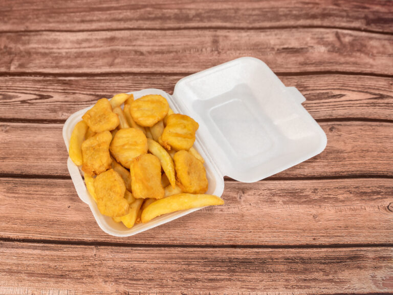 Chicken nuggets (8) & chips